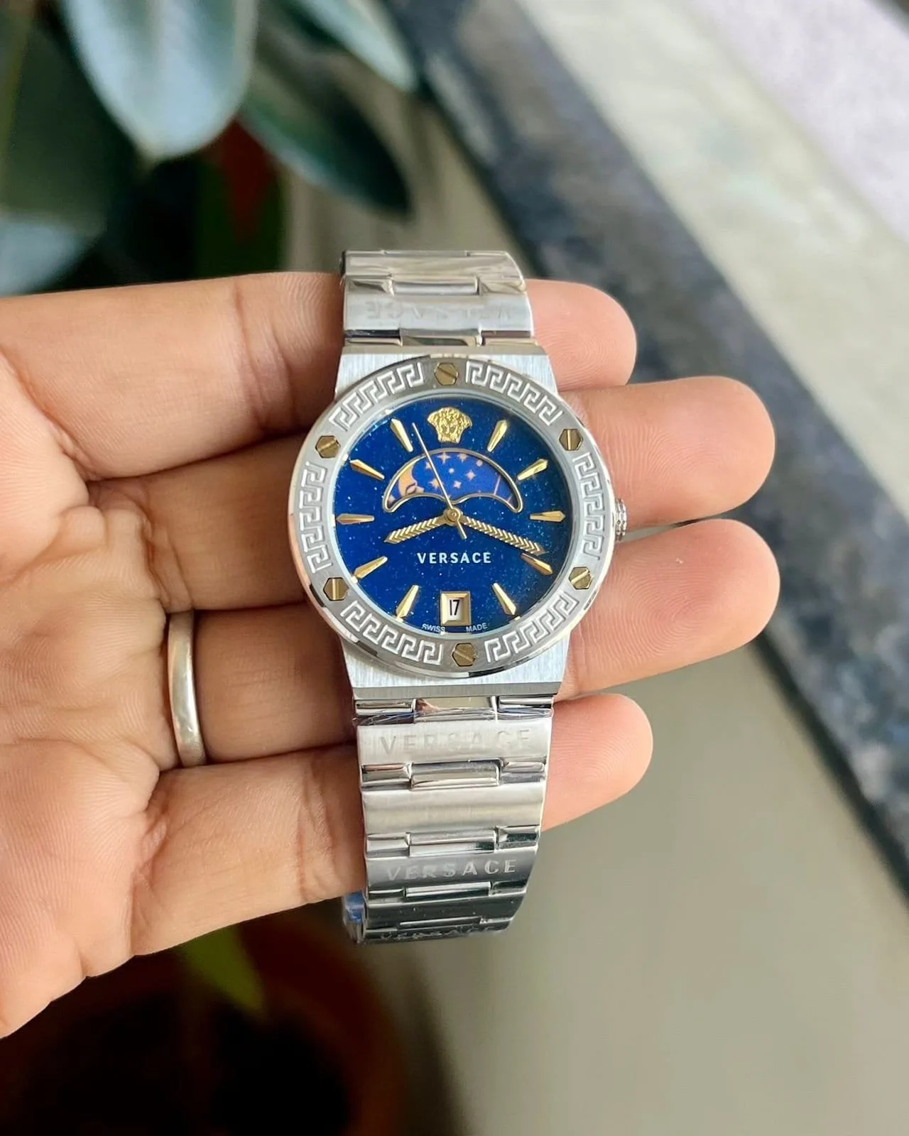 IMG-20241215-WA0065.webp VERSACE SWISS BLUE ANALOG - Image 1